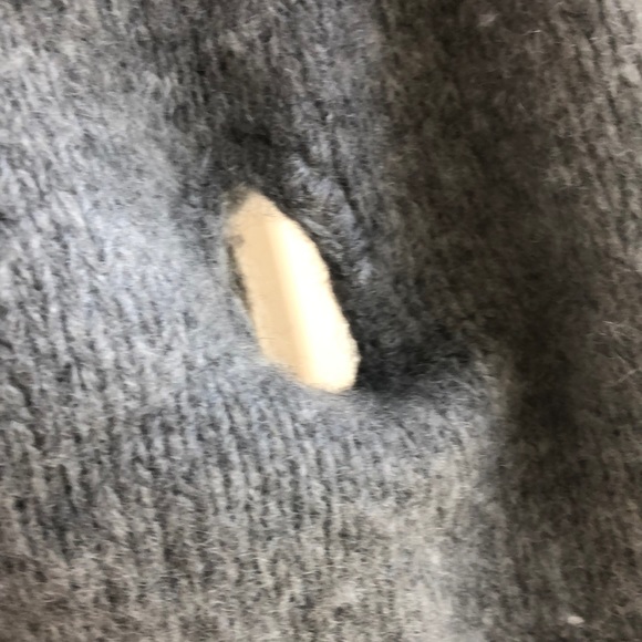 Theory Cashmere Sweater Wrap - Picture 4 of 5